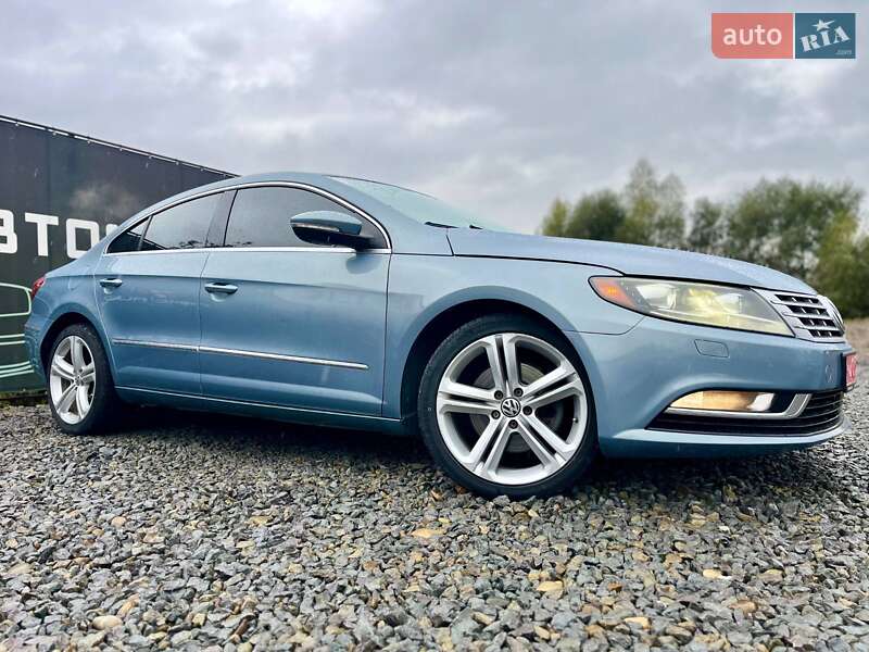 Купе Volkswagen CC / Passat CC 2012 в Черновцах