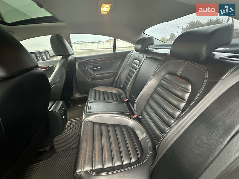 Купе Volkswagen CC / Passat CC 2012 в Полтаві