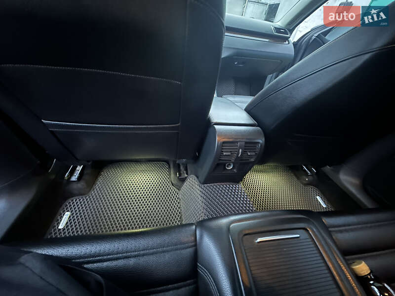 Купе Volkswagen CC / Passat CC 2012 в Полтаві