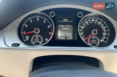 Купе Volkswagen CC / Passat CC 2015 в 