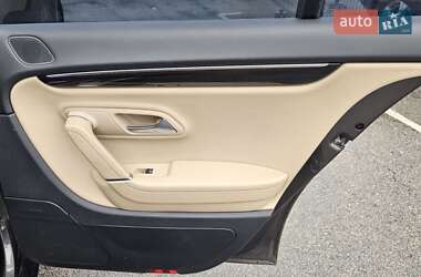 Купе Volkswagen CC / Passat CC 2012 в 