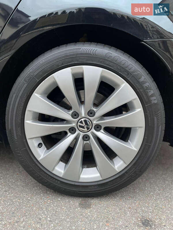 Купе Volkswagen CC / Passat CC 2013 в Києві фото 21 Купе Volkswagen CC / Passat CC 2013 в Києві