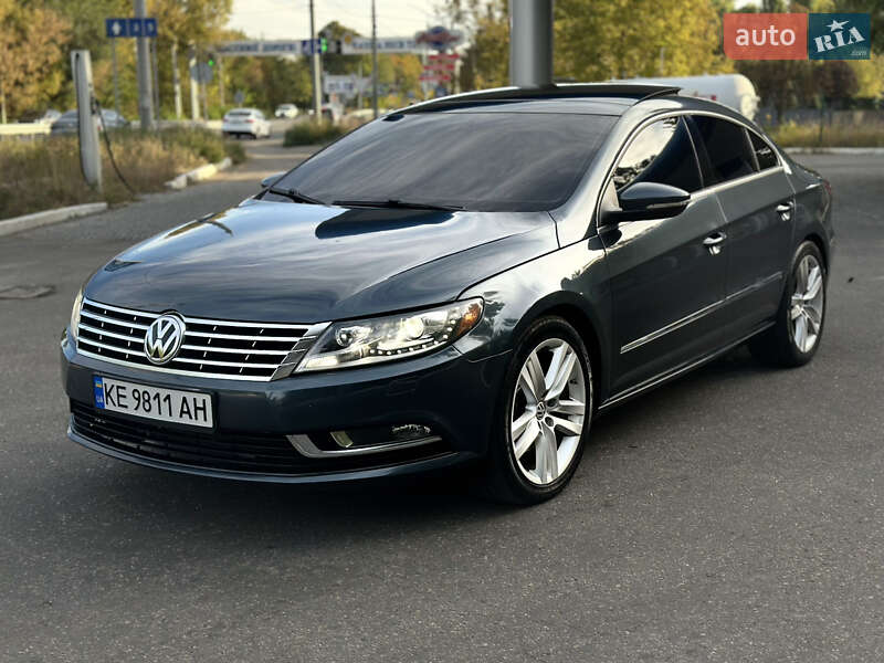 Купе Volkswagen CC / Passat CC 2012 в 
