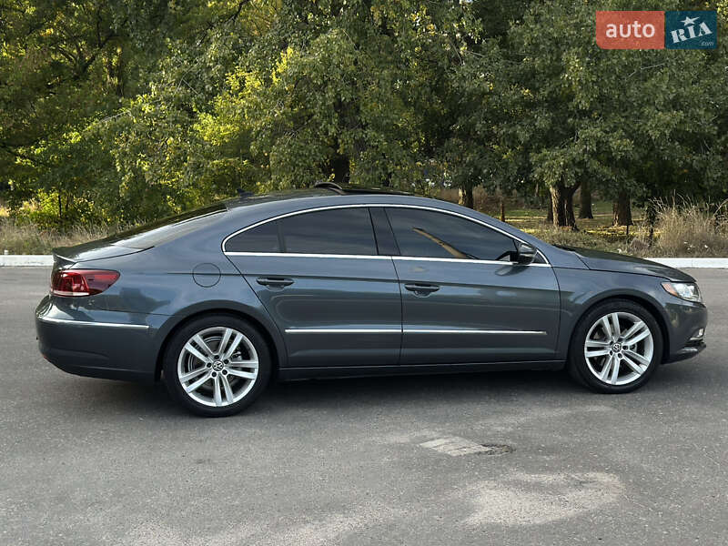 Купе Volkswagen CC / Passat CC 2012 в Днепре