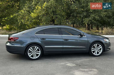 Купе Volkswagen CC / Passat CC 2012 в 