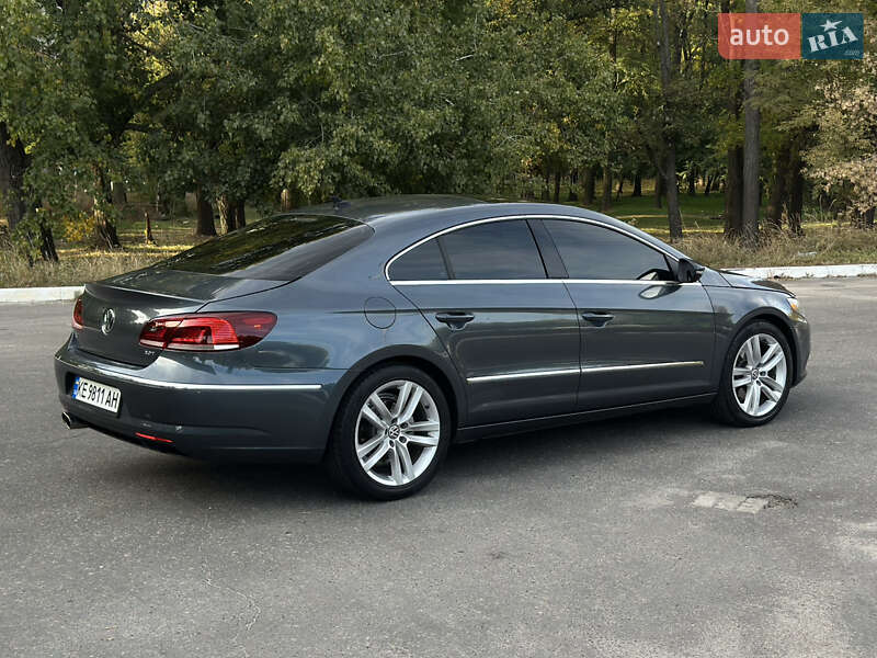 Купе Volkswagen CC / Passat CC 2012 в Днепре