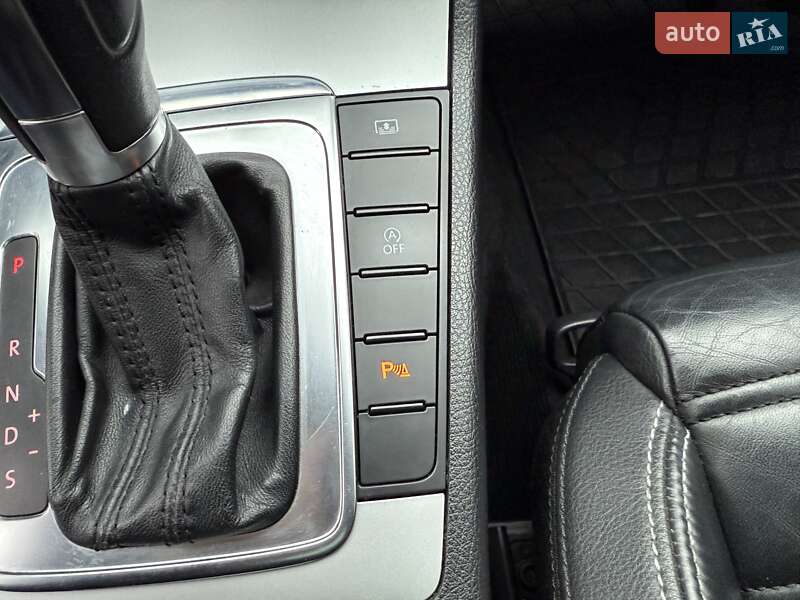 Купе Volkswagen CC / Passat CC 2011 в Вінниці