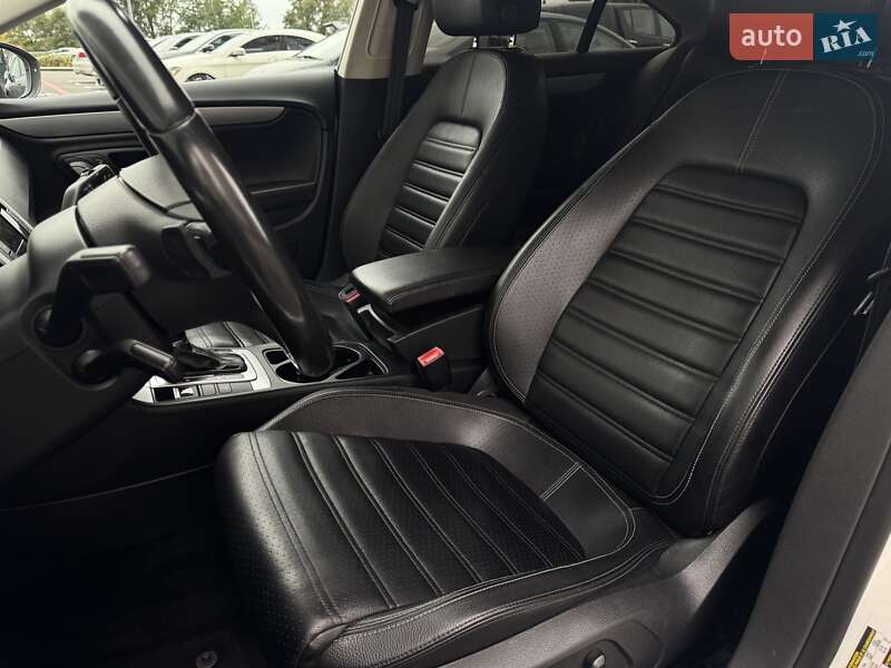 Купе Volkswagen CC / Passat CC 2013 в Киеве фото 12 Купе Volkswagen CC / Passat CC 2013 в Киеве