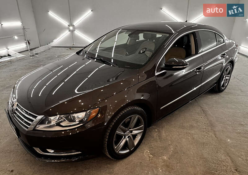 Купе Volkswagen CC / Passat CC 2013 в Виннице
