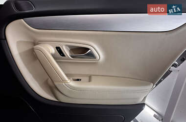 Купе Volkswagen CC / Passat CC 2013 в 