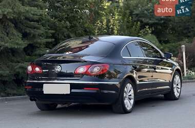 Купе Volkswagen CC / Passat CC 2009 в 