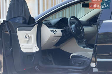 Купе Volkswagen CC / Passat CC 2009 в 