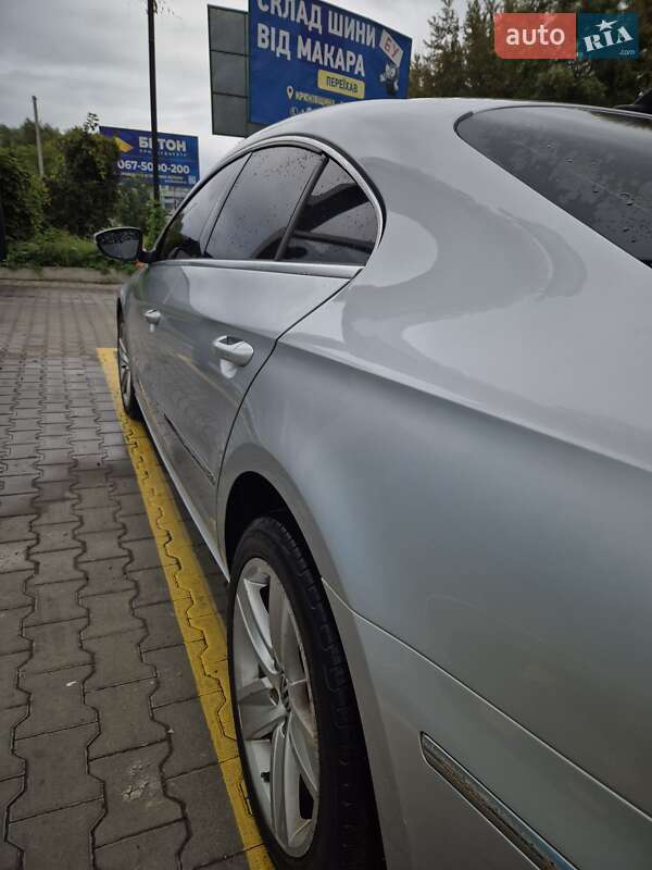 Купе Volkswagen CC / Passat CC 2013 в Киеве