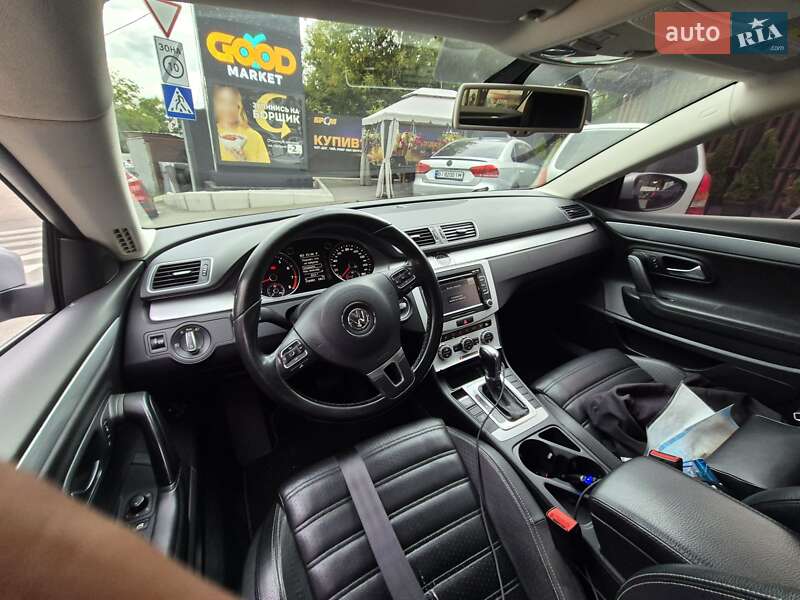 Купе Volkswagen CC / Passat CC 2013 в Киеве