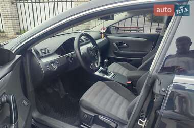 Купе Volkswagen CC / Passat CC 2010 в 