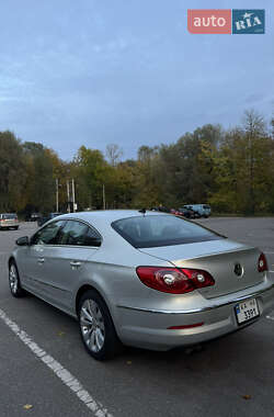 Купе Volkswagen CC / Passat CC 2011 в 