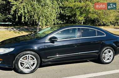 Купе Volkswagen CC / Passat CC 2009 в 
