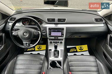 Купе Volkswagen CC / Passat CC 2012 в 