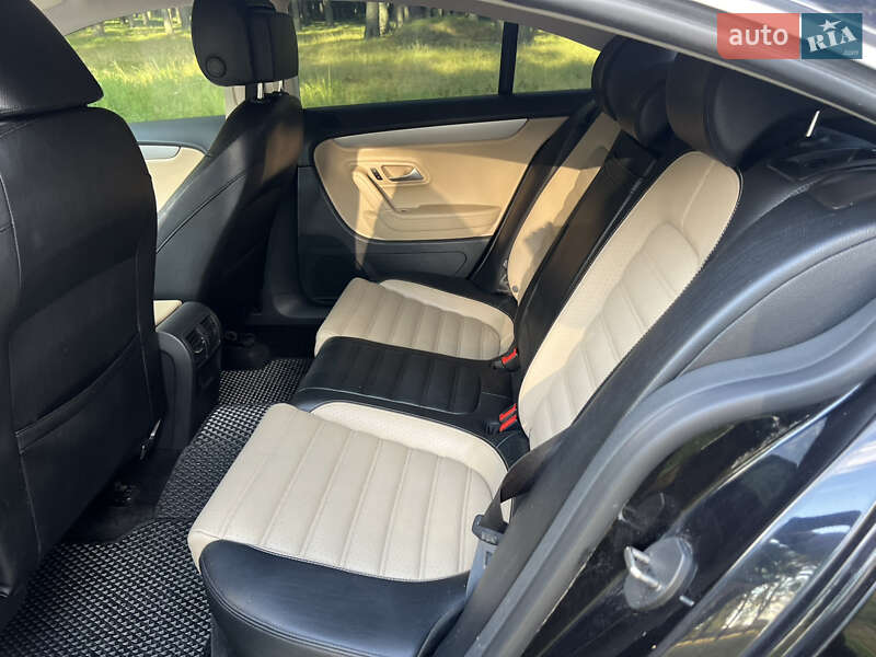 Купе Volkswagen CC / Passat CC 2014 в Чернигове