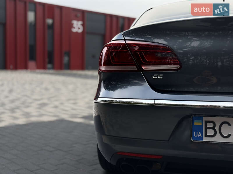 Купе Volkswagen CC / Passat CC 2013 в Львове