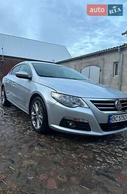 Купе Volkswagen CC / Passat CC 2009 в Радехове
