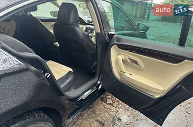 Купе Volkswagen CC / Passat CC 2011 в 