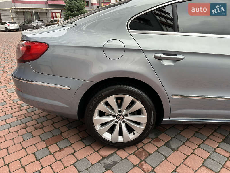 Купе Volkswagen CC / Passat CC 2010 в Івано-Франківську
