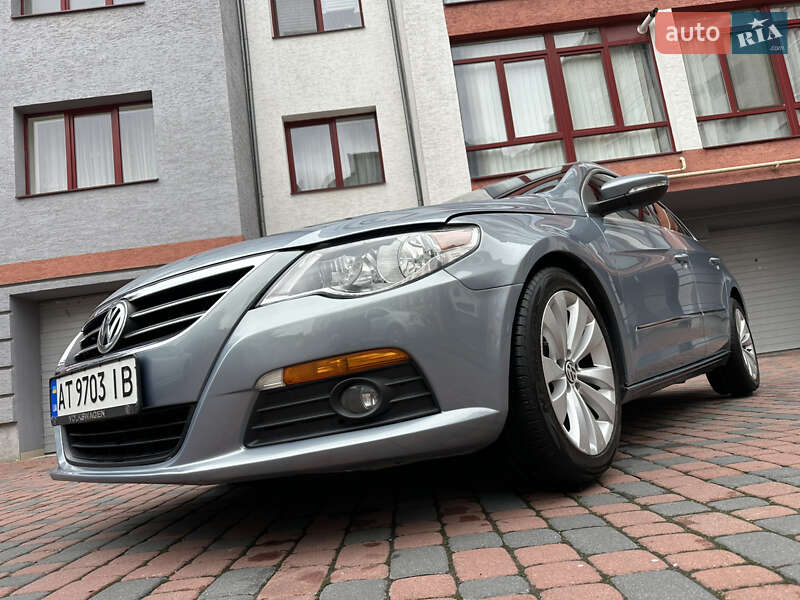 Купе Volkswagen CC / Passat CC 2010 в Івано-Франківську