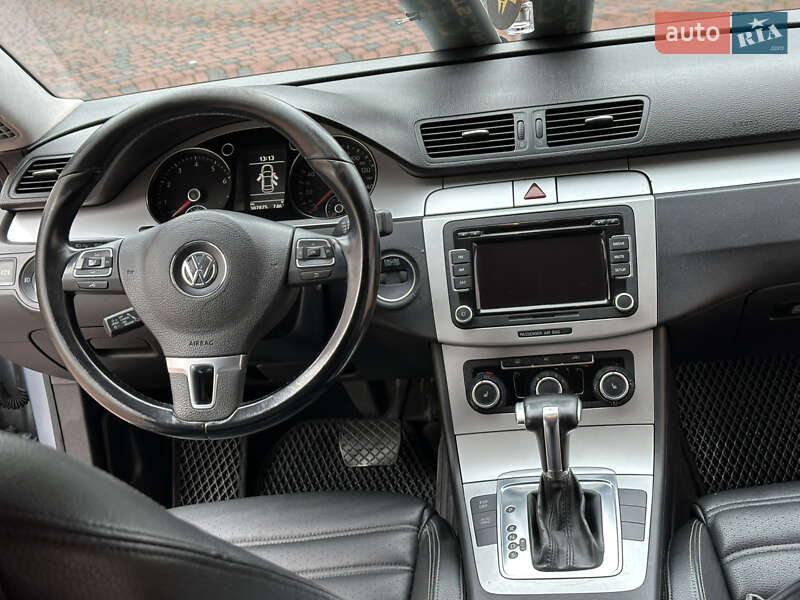 Купе Volkswagen CC / Passat CC 2010 в Івано-Франківську