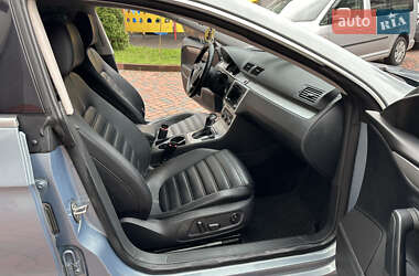 Купе Volkswagen CC / Passat CC 2010 в 