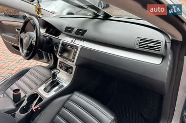 Купе Volkswagen CC / Passat CC 2010 в 