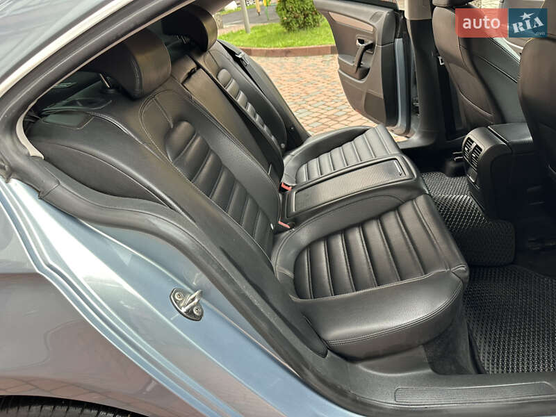 Купе Volkswagen CC / Passat CC 2010 в Івано-Франківську
