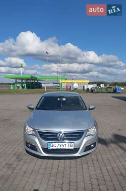 Купе Volkswagen CC / Passat CC 2010 в 