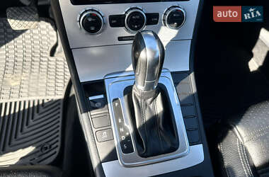 Купе Volkswagen CC / Passat CC 2012 в 