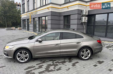 Купе Volkswagen CC / Passat CC 2011 в 