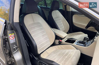 Купе Volkswagen CC / Passat CC 2011 в 