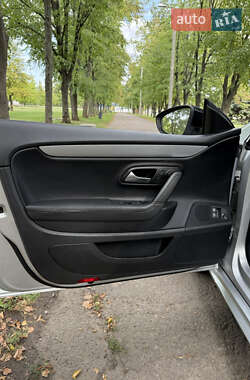 Купе Volkswagen CC / Passat CC 2014 в 