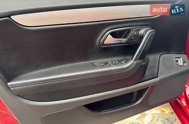 Купе Volkswagen CC / Passat CC 2014 в 