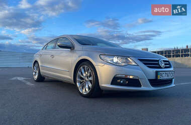 Купе Volkswagen CC / Passat CC 2009 в Львові