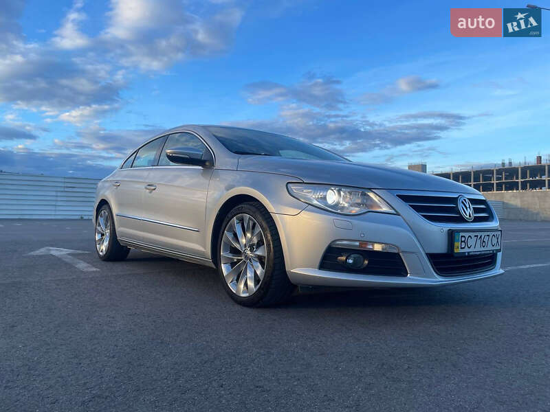 Купе Volkswagen CC / Passat CC 2009 в 