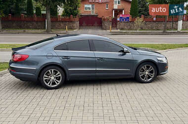 Купе Volkswagen CC / Passat CC 2010 в 