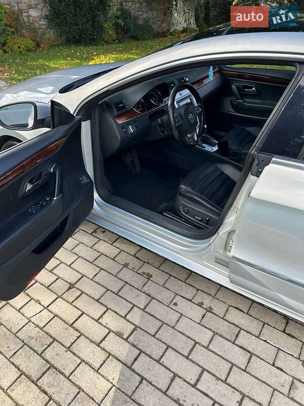 Купе Volkswagen CC / Passat CC 2010 в Ивано-Франковске