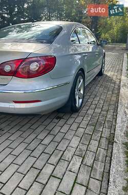 Купе Volkswagen CC / Passat CC 2010 в 