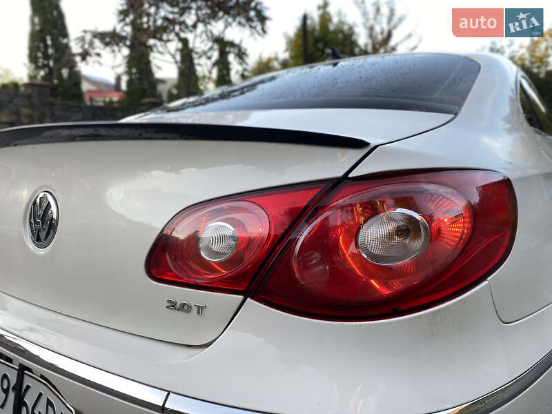 Купе Volkswagen CC / Passat CC 2010 в Виннице