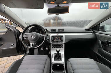 Купе Volkswagen CC / Passat CC 2009 в 