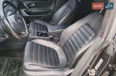 Купе Volkswagen CC / Passat CC 2012 в 