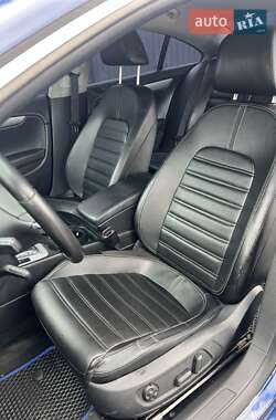 Купе Volkswagen CC / Passat CC 2010 в 