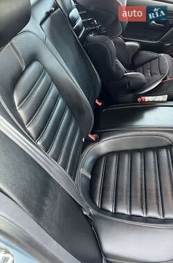 Купе Volkswagen CC / Passat CC 2010 в 