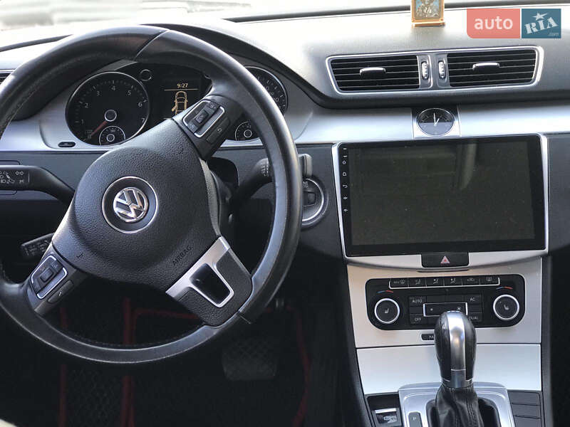 Купе Volkswagen CC / Passat CC 2011 в Хмельницькому