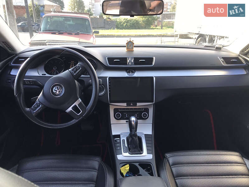 Купе Volkswagen CC / Passat CC 2011 в Хмельницькому